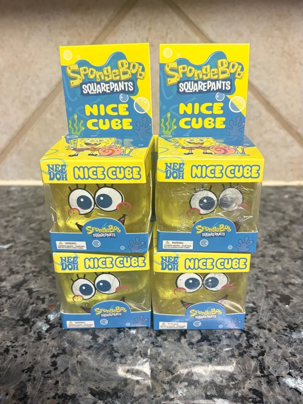 SPONGEBOB SQUAREPANTS NICE CUBE SUGAR MATERIAL YELLOW COLOR SQUISHY TOY